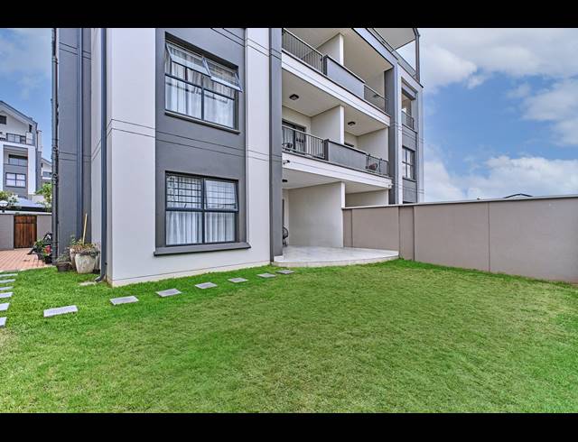 3 BEDROOM APARTMENT FOR SALE IN WATERFALL